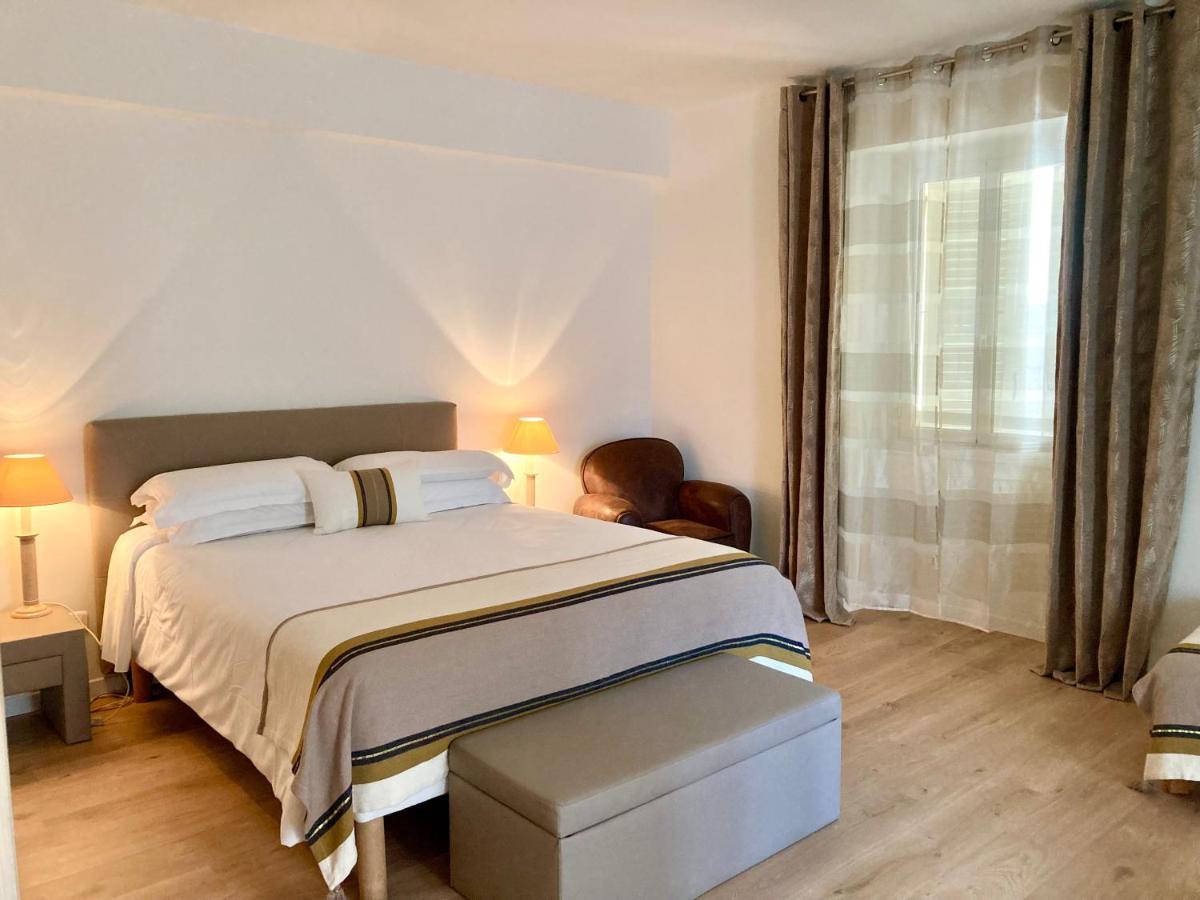 Hotel La Caravelle Бонифачо Экстерьер фото