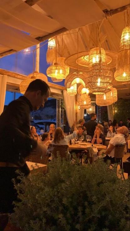 Hotel La Caravelle Бонифачо Экстерьер фото