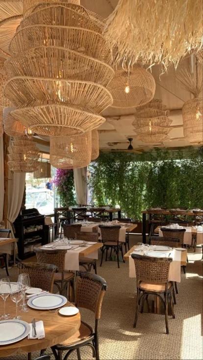 Hotel La Caravelle Бонифачо Экстерьер фото