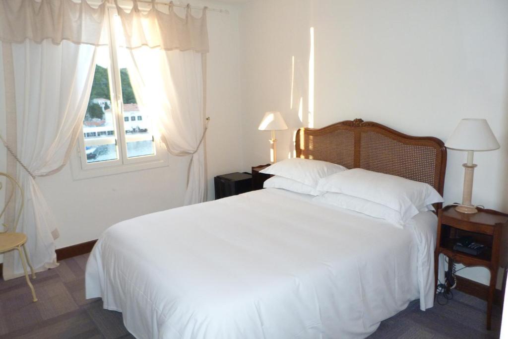 Hotel La Caravelle Бонифачо Экстерьер фото